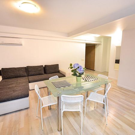 Shabbat Apartments Bucarest Extérieur photo
